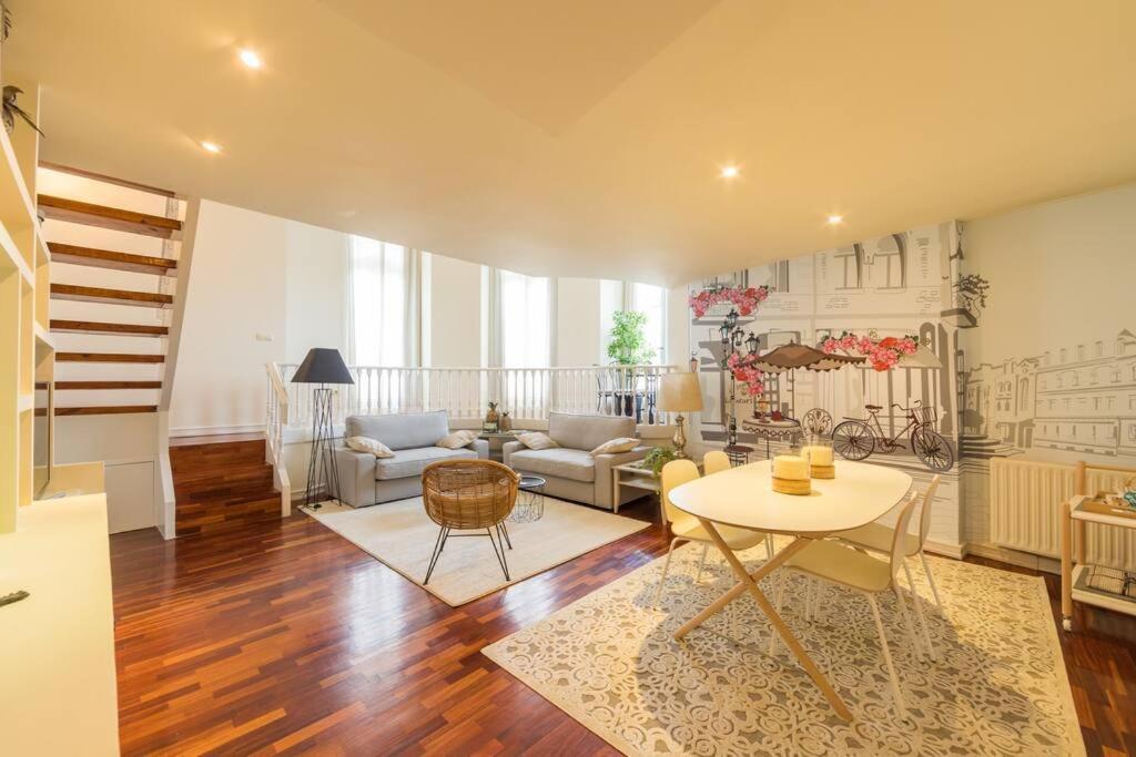 Centrico Duplex De Lujo En Vigo. * Comarca de Vigo